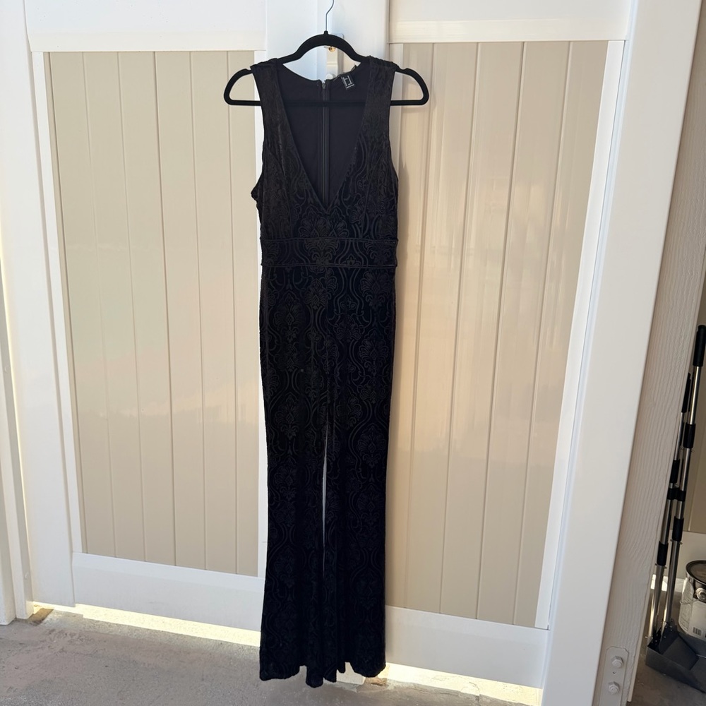 Forever 21 Black Lace Detail Dress